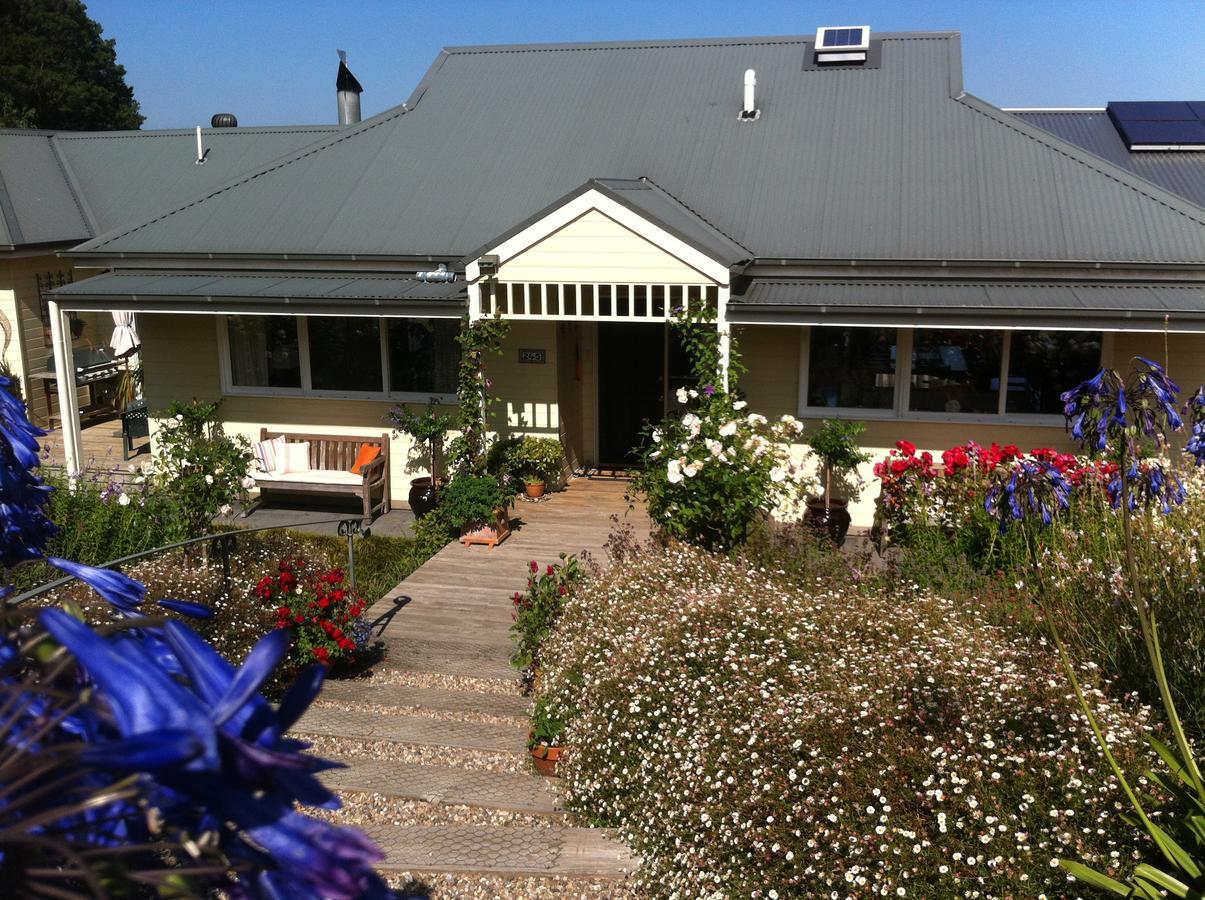 Llarrinda Bed & Breakfast Foster Esterno foto